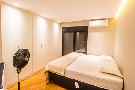 Casa de condomínio à venda com 440m², 3 quartos e 4 vagas Casa de condomínio à venda com 440m², 3 quartos e 4 vagasSuíte 3