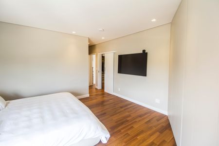 Casa de condomínio à venda com 440m², 3 quartos e 4 vagas Casa de condomínio à venda com 440m², 3 quartos e 4 vagasSuíte 1