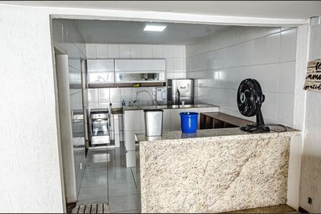 Casa para alugar com 2 quartos, 270m² em Cosmos, Rio de Janeiro