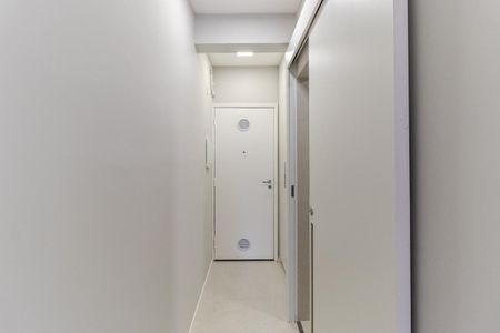 Corredor de Entrada de kitnet/studio para alugar com 1 quarto, 26m² em Santa Cecilia, São Paulo