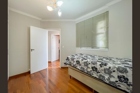 Apartamento à venda com 167m², 3 quartos e 3 vagas Apartamento à venda com 167m², 3 quartos e 3 vagasQuarto 3