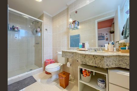 Apartamento à venda com 167m², 3 quartos e 3 vagas Apartamento à venda com 167m², 3 quartos e 3 vagasBanheiro da Suíte 2