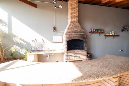 Apartamento à venda com 167m², 3 quartos e 3 vagas Apartamento à venda com 167m², 3 quartos e 3 vagasÁrea comum - Churrasqueira