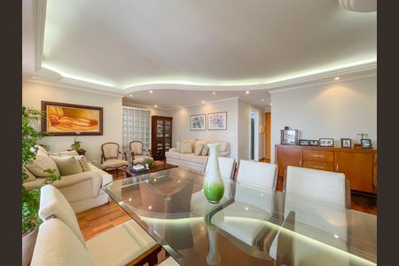 Apartamento à venda com 167m², 3 quartos e 3 vagas Apartamento à venda com 167m², 3 quartos e 3 vagasSala