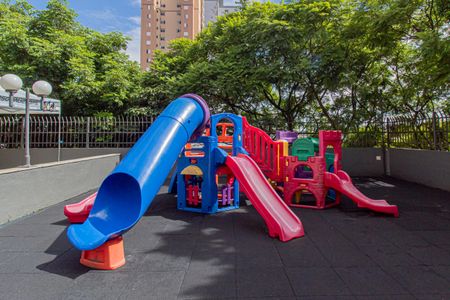 Apartamento para alugar com 65m², 3 quartos e 1 vagaÁrea comum - Playground