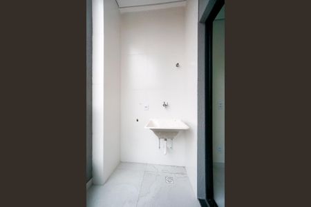 Varanda da sala de apartamento para alugar com 2 quartos, 43m² em Chácara Seis de Outubro, São Paulo