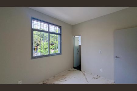 Apartamento à venda com 161m², 4 quartos e 1 vaga Apartamento à venda com 161m², 4 quartos e 1 vagaQuarto 4