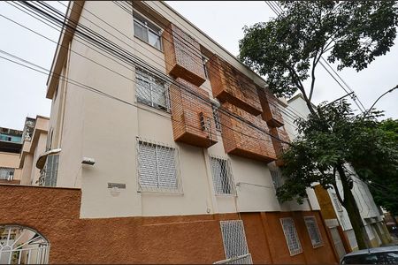 Studio à venda com 40m², 1 quarto e sem vaga Studio à venda com 40m², 1 quarto e sem vagaFachada