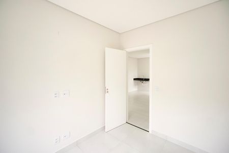 Quarto 02 de apartamento para alugar com 2 quartos, 43m² em Chácara Seis de Outubro, São Paulo