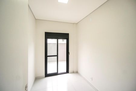 Quarto 01 de apartamento para alugar com 2 quartos, 43m² em Chácara Seis de Outubro, São Paulo