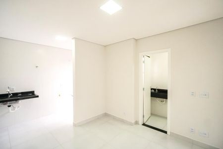 Sala de apartamento para alugar com 2 quartos, 43m² em Chácara Seis de Outubro, São Paulo