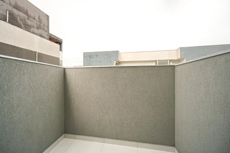 Varanda do quarto 02 de apartamento para alugar com 2 quartos, 43m² em Chácara Seis de Outubro, São Paulo