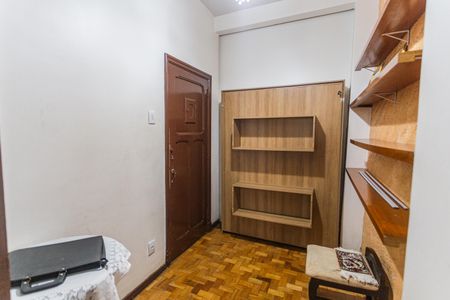 Sala 1 de apartamento para alugar com 2 quartos, 130m² em Centro, Belo Horizonte