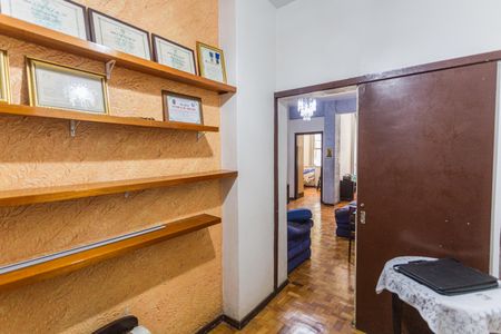Sala 1 de apartamento para alugar com 2 quartos, 130m² em Centro, Belo Horizonte