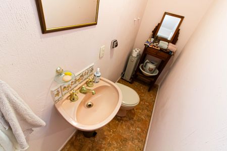 Apartamento à venda com 207m², 2 quartos e 2 vagas Apartamento à venda com 207m², 2 quartos e 2 vagasLavabo