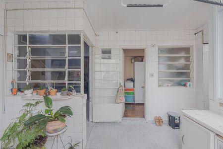 Apartamento à venda com 135m², 3 quartos e 1 vagaÁrea de Serviço