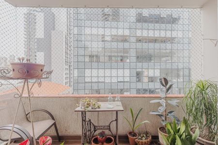 Varanda de apartamento à venda com 3 quartos, 135m² em Pinheiros, São Paulo