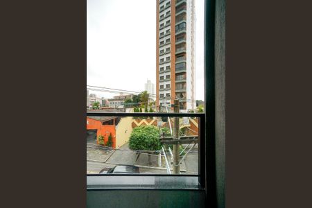 Varanda do quarto 01 de apartamento para alugar com 2 quartos, 43m² em Chácara Seis de Outubro, São Paulo