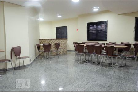 Apartamento à venda com 112m², 3 quartos e 2 vagas Apartamento à venda com 112m², 3 quartos e 2 vagasÁrea comum - Salão de festas