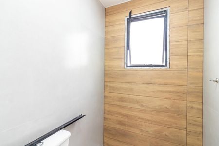 Apartamento à venda com 112m², 3 quartos e 2 vagas Apartamento à venda com 112m², 3 quartos e 2 vagasBanheiro das Suítes 2 e 3