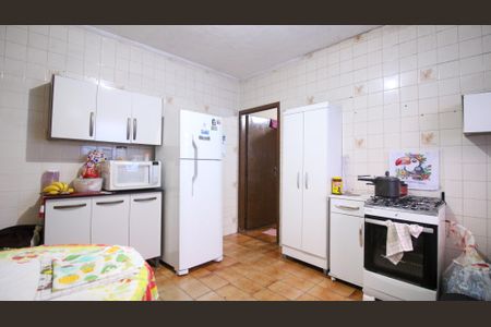 Casa à venda com 175m², 2 quartos e 2 vagas