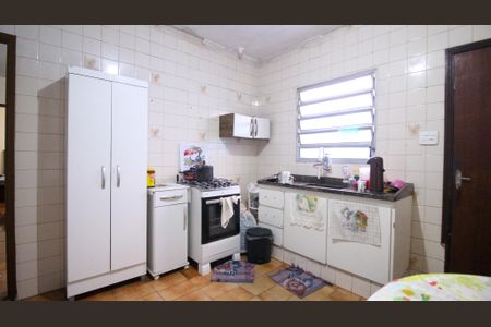 Casa à venda com 175m², 2 quartos e 2 vagas