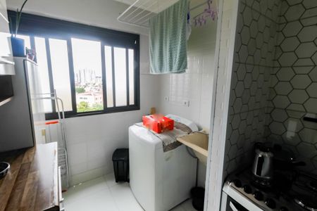 Apartamento à venda com 73m², 2 quartos e 1 vagaÁrea de Serviço