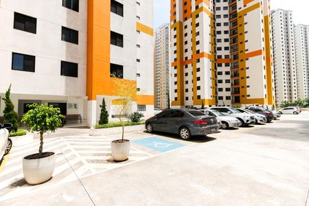 Apartamento à venda com 73m², 2 quartos e 1 vagaárea - Condomínio