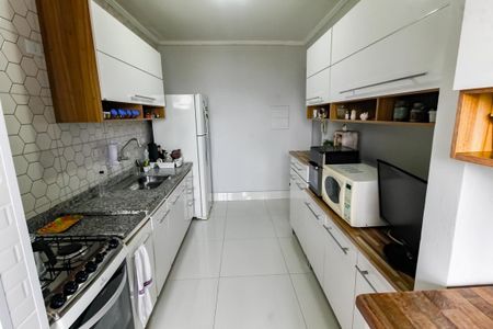 Apartamento à venda com 73m², 2 quartos e 1 vagaCozinha - Armários