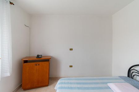 Quarto 2 de casa para alugar com 2 quartos, 150m² em Vila Ema, São Paulo