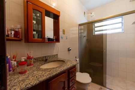 Casa para alugar com 150m², 2 quartos e 2 vagasBanheiro