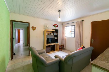 Sala de casa para alugar com 2 quartos, 150m² em Vila Ema, São Paulo