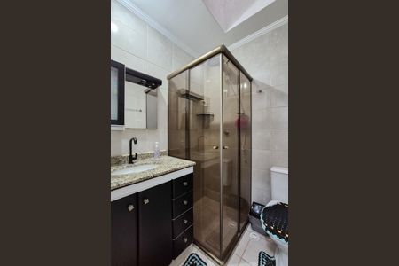 Casa de condomínio à venda com 200m², 3 quartos e 2 vagas Casa de condomínio à venda com 200m², 3 quartos e 2 vagasBanheiro Social