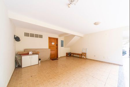 Casa de condomínio à venda com 104m², 2 quartos e 2 vagasGaragem