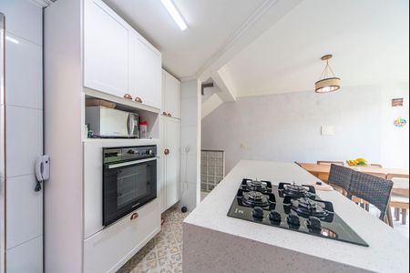 Casa de condomínio à venda com 104m², 2 quartos e 2 vagasCozinha 