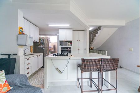 Casa de condomínio à venda com 104m², 2 quartos e 2 vagasCozinha 