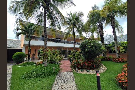 Casa de condomínio para alugar com 1000m², 5 quartos e 4 vagas