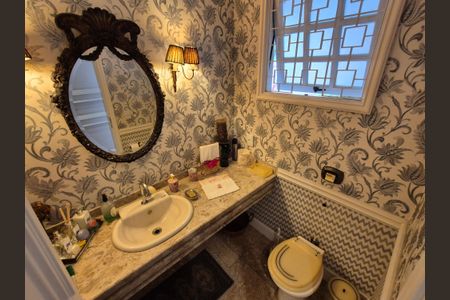 Casa de condomínio para alugar com 1000m², 5 quartos e 4 vagas