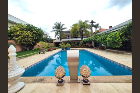 Casa de condomínio para alugar com 1000m², 5 quartos e 4 vagas