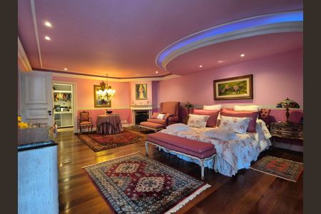 Casa de condomínio para alugar com 1000m², 5 quartos e 4 vagas