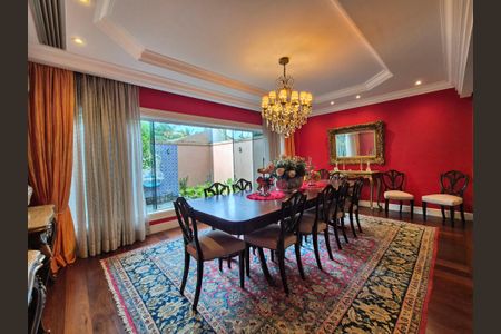 Casa de condomínio para alugar com 1000m², 5 quartos e 4 vagas