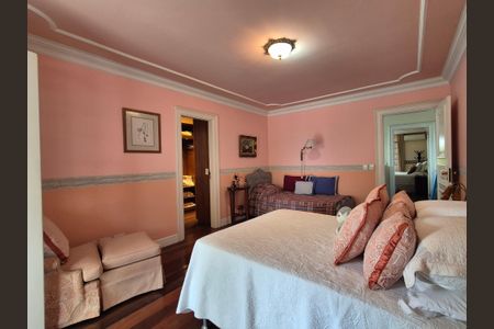 Casa de condomínio para alugar com 1000m², 5 quartos e 4 vagas