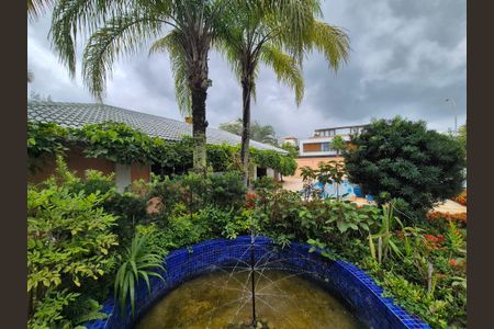 Casa de condomínio para alugar com 1000m², 5 quartos e 4 vagas