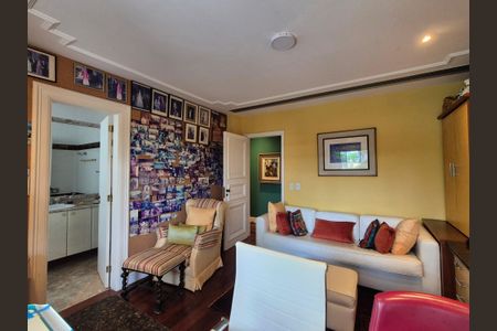 Casa de condomínio para alugar com 1000m², 5 quartos e 4 vagas