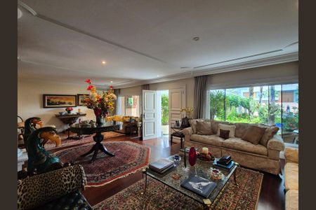 Casa de condomínio para alugar com 1000m², 5 quartos e 4 vagas