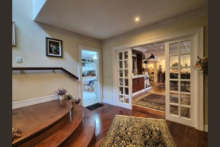 Casa de condomínio para alugar com 1000m², 5 quartos e 4 vagas