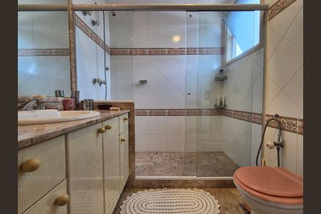 Casa de condomínio para alugar com 1000m², 5 quartos e 4 vagas