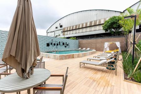 Apartamento à venda com 34m², 2 quartos e sem vagaPiscina