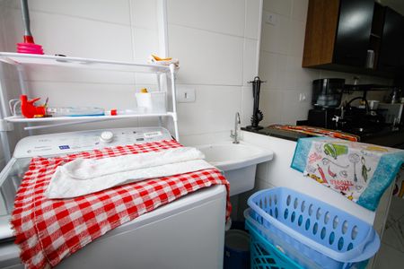 Apartamento para alugar com 80m², 2 quartos e 1 vagaÁrea de Serviço