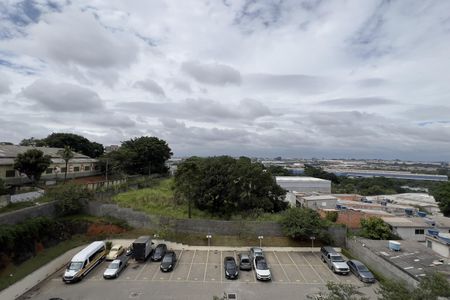 Vista do Quarto 1 de apartamento para alugar com 2 quartos, 47m² em Vila Nova Bonsucesso, Guarulhos